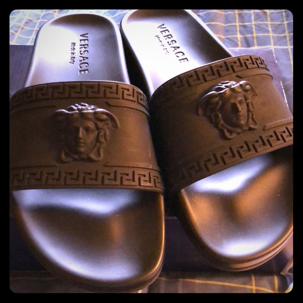 Versace slides